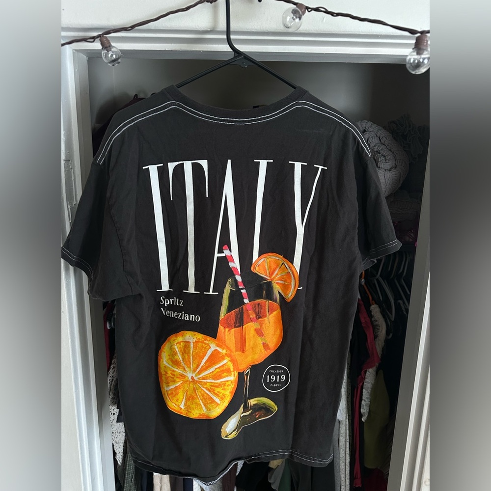 Italy Graphic Tee